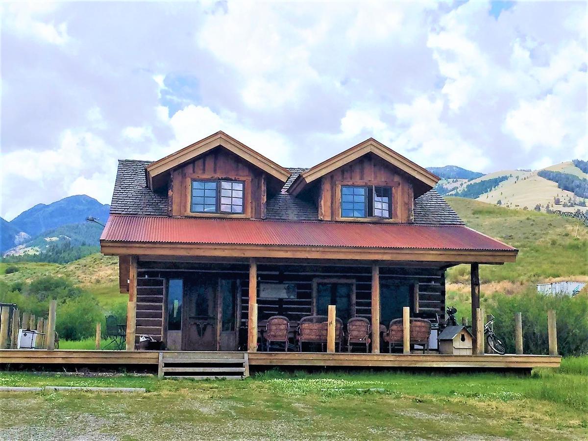 Schoolhouse Cabin Gardiner Exterior photo